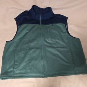 Izod Advantage Performance Stretch Vest